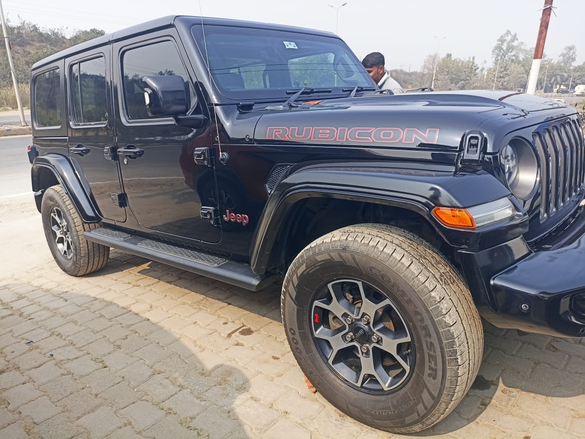 
								Jeep Wrangler Rubicon full									