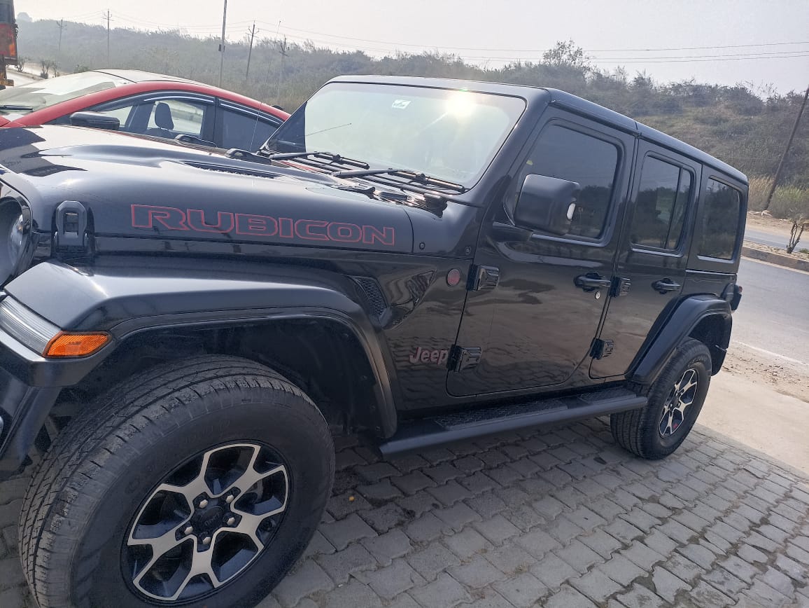 
								Jeep Wrangler Rubicon full									
