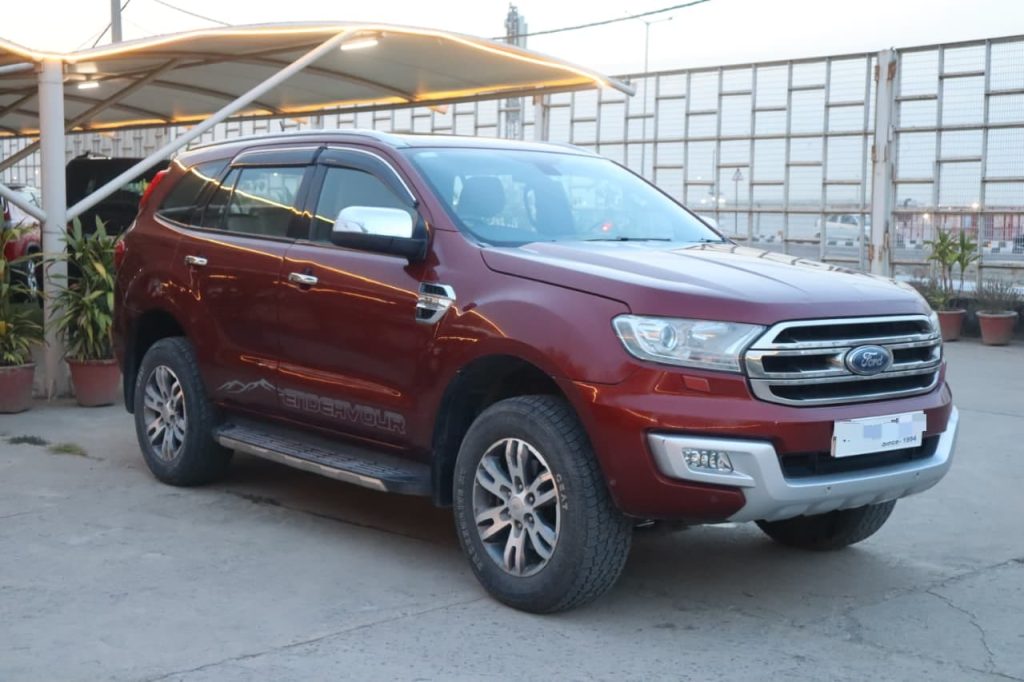 Endeavour 3.2L Titanium 4Γ4 A/T img 20260411 wa1012