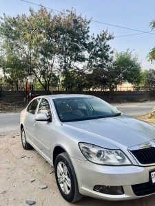 Skoda Laura Ambiente 1.8 TSI Petrol