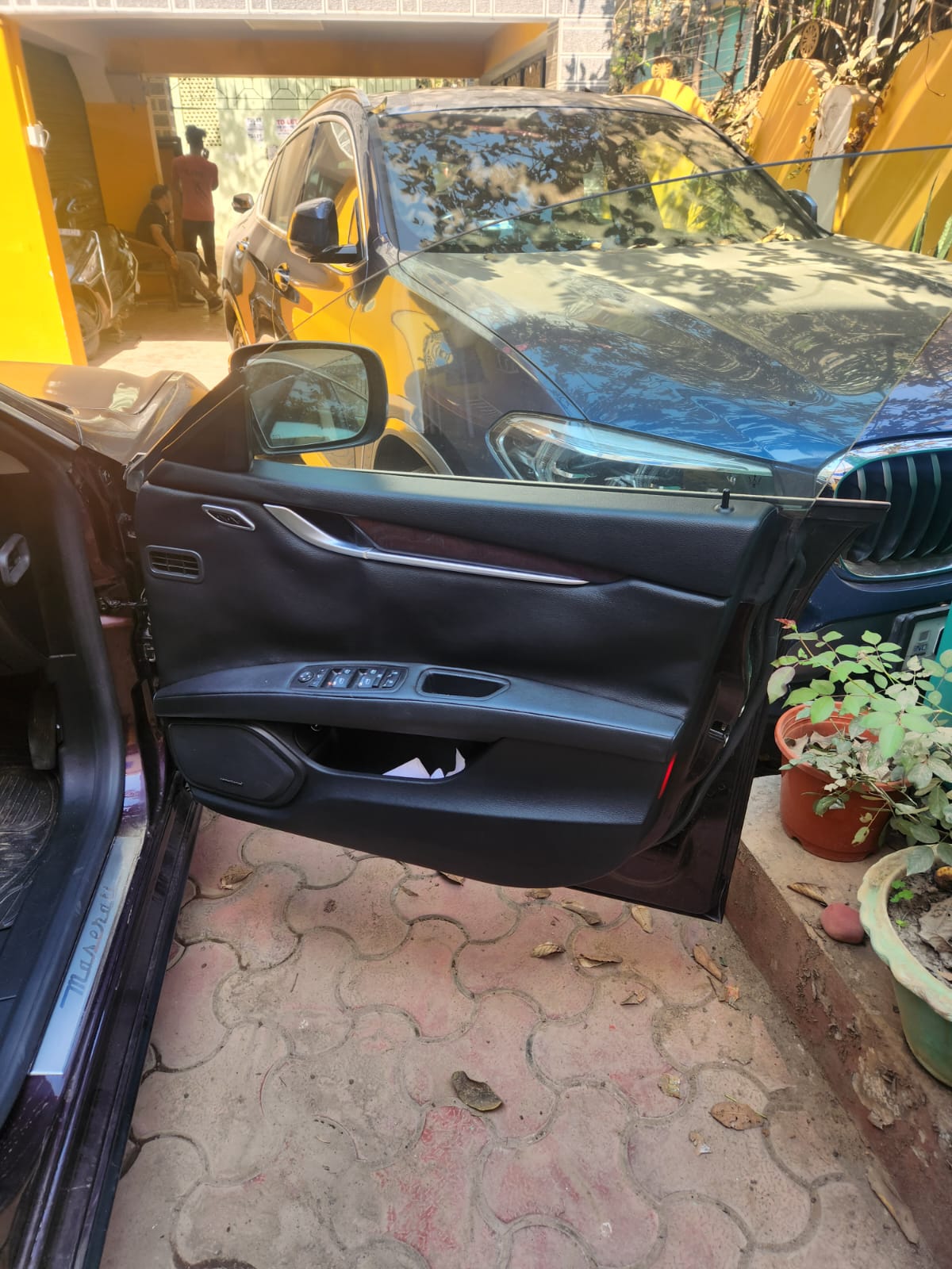 
								Maserati Ghibli full									