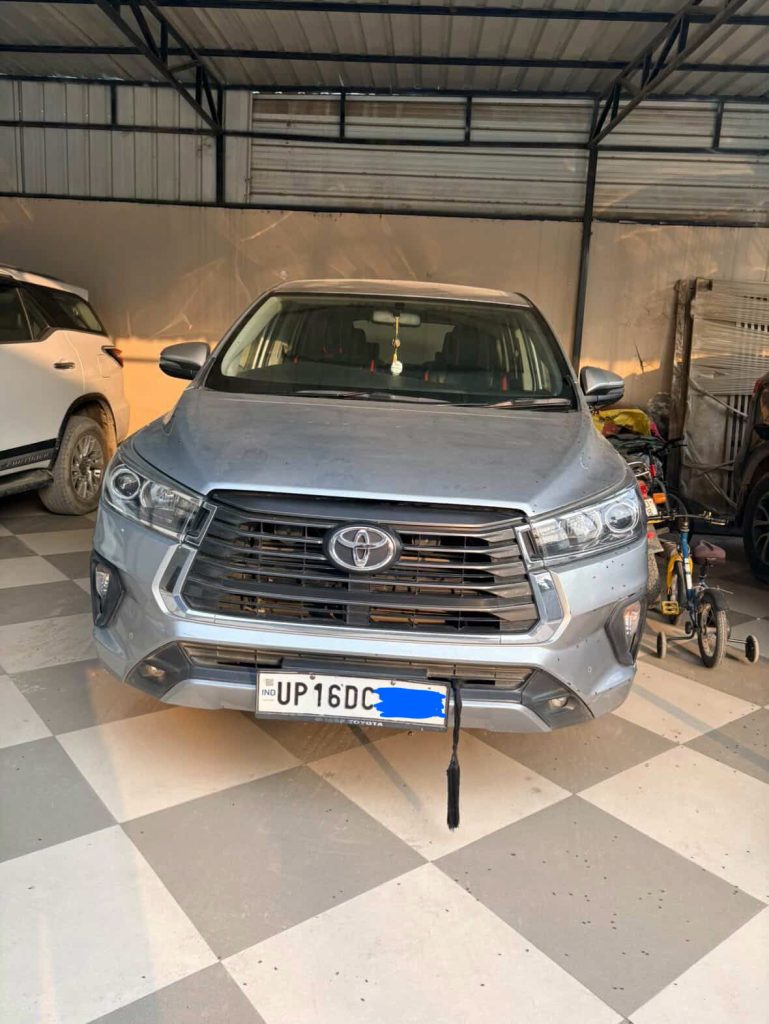 TOYOTA INNOVA CRYSTA V img 20260517 wa1049